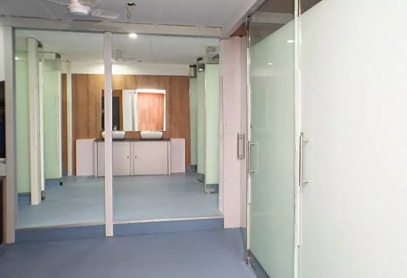 تختخواب در اتاق مشترک, Arma Hostel Mumbai