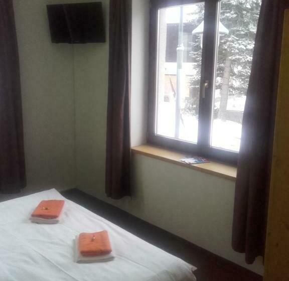 اتاق استاندارد, Anna