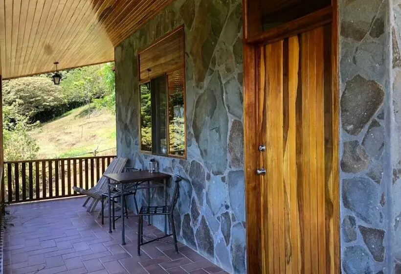 2ベッドルームハウス, Arco Iris Lodge