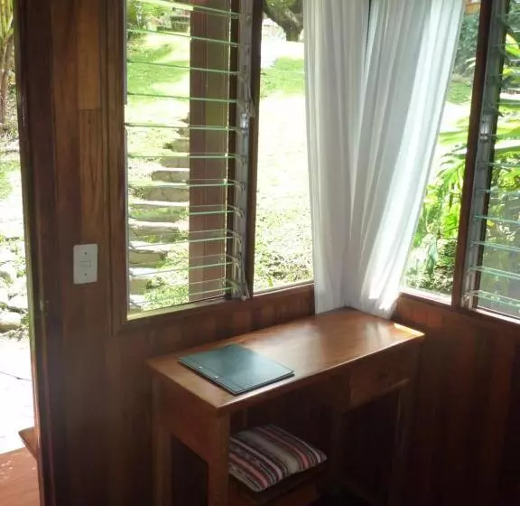 エコノミートリプルルーム, Arco Iris Lodge