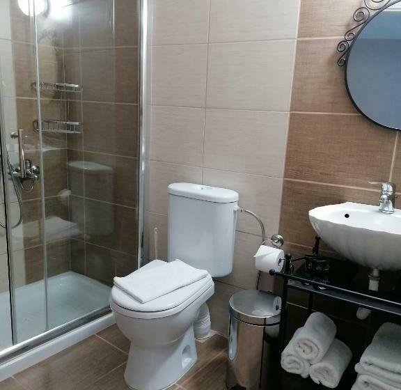 Standard Triple Room with Terrace, Avra
