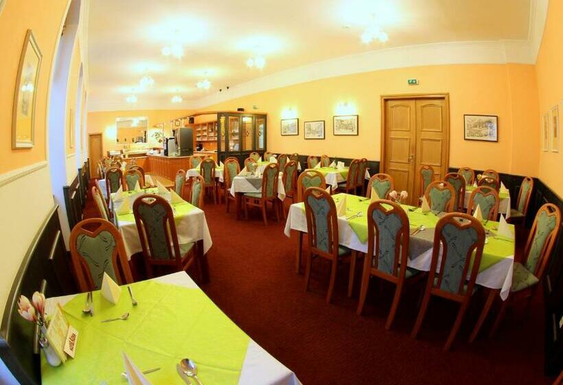 غرفة قياسية, Flora