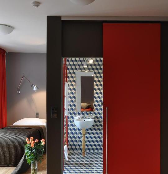 Трехместный Номер Стандарт с Балконом, Kokořín