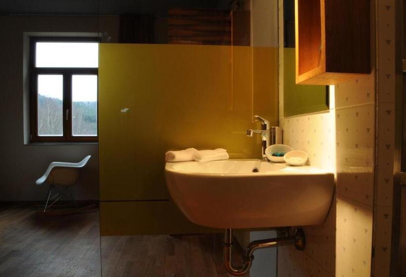 Номер Deluxe, Kokořín