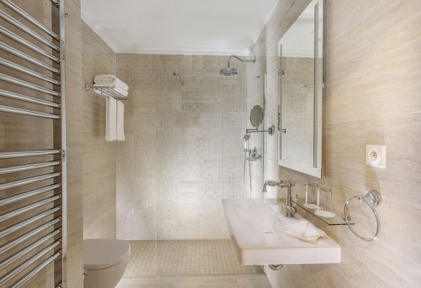 스위트, Luxury Spa Hotel Olympic Palace