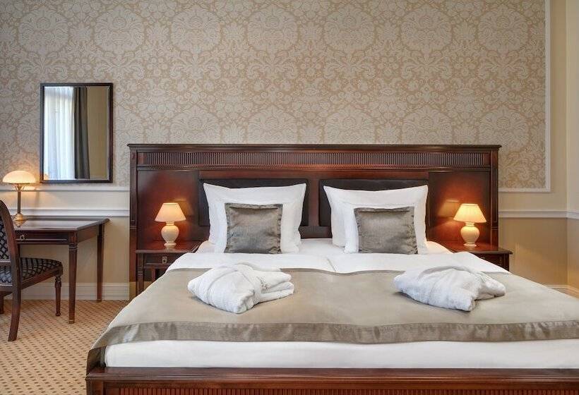 스위트, Luxury Spa Hotel Olympic Palace