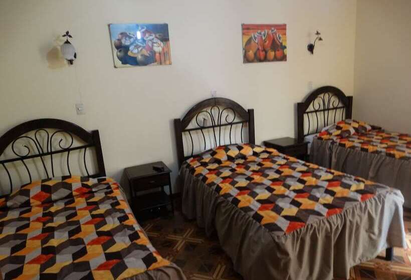 اتاق استاندارد سه نفره, Manco Capac