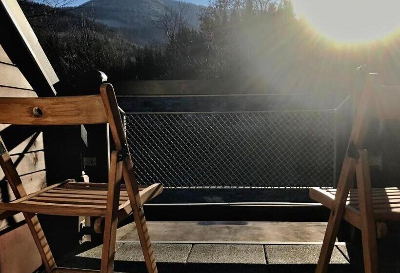 Standard Szoba Erkéllyel, Na Dolině