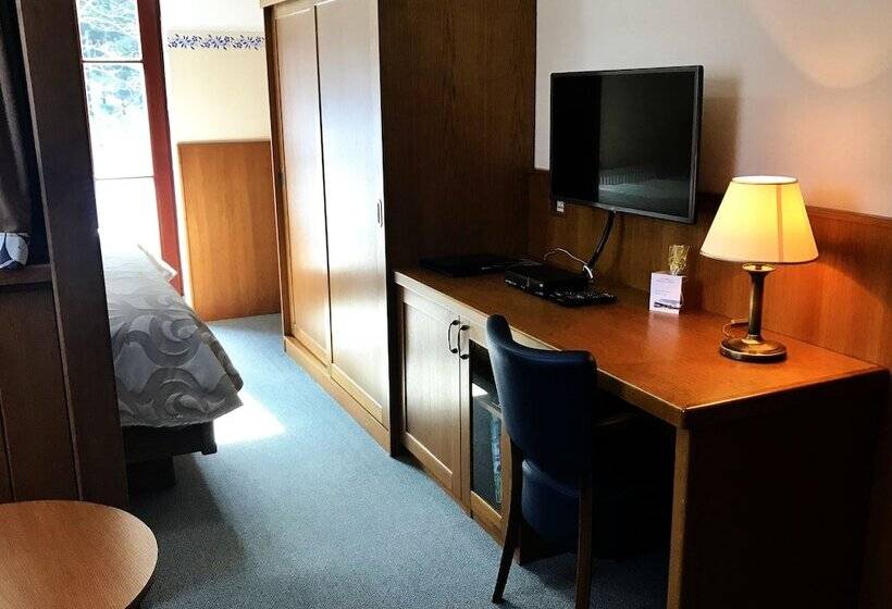 Standar Szoba Pezsgőfürdővel, Na Dolině