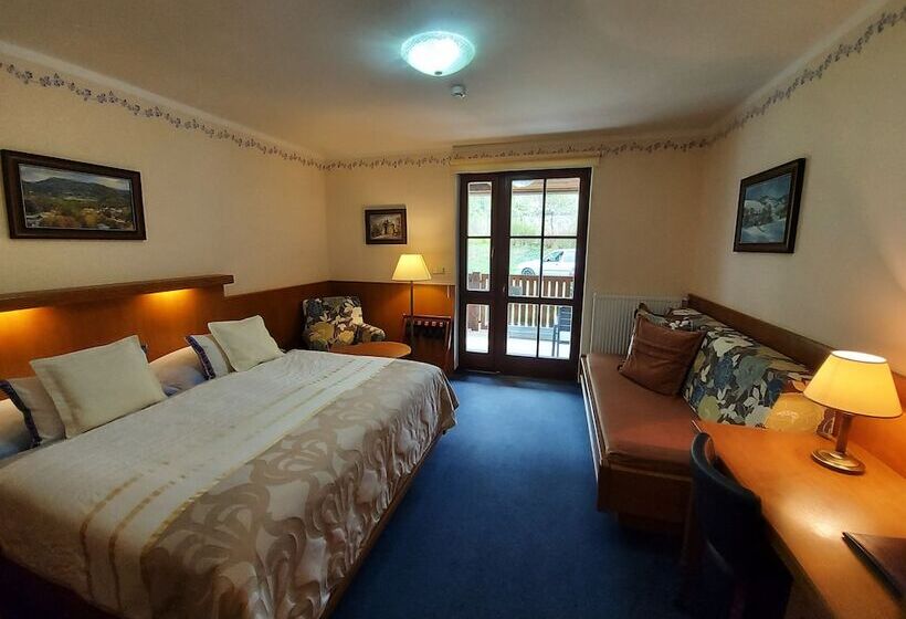 Superior Szoba, Na Dolině