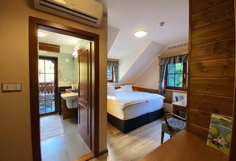 Comfort Szoba, Na Dolině