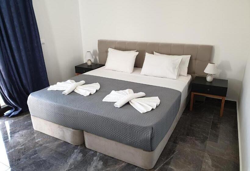 جناح سوبيريور مطل علي البحر, Odos Oneiron Tavronitis Bay