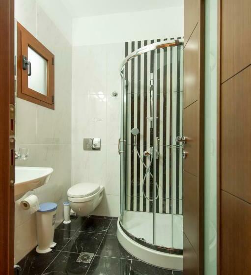 غرفة قياسية مزوَّدة بشُرفة, Pansion Nikos Vergos