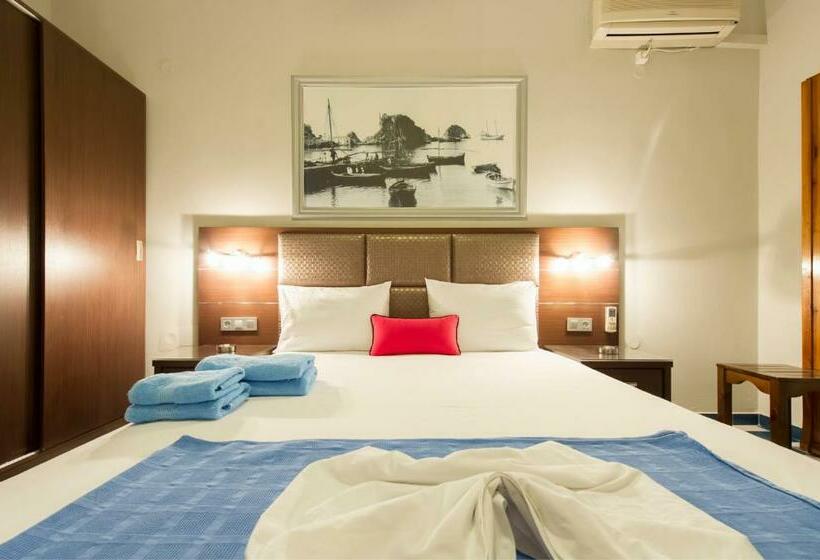 غرفة قياسية مزوَّدة بشُرفة, Pansion Nikos Vergos