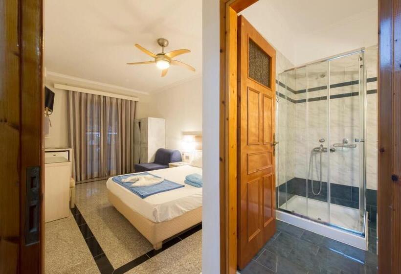 غرفة سوبيريور مزودة بشرفة, Pansion Nikos Vergos