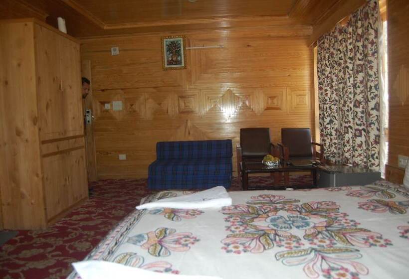 标准间, Paradise Inn