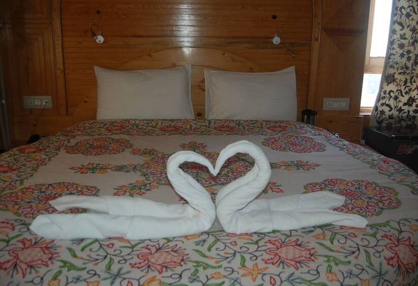 غرفة قياسية, Paradise Inn