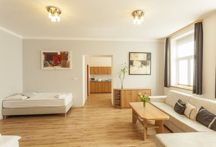 Апартаменты 2 Спальни, Penzion Pohoda