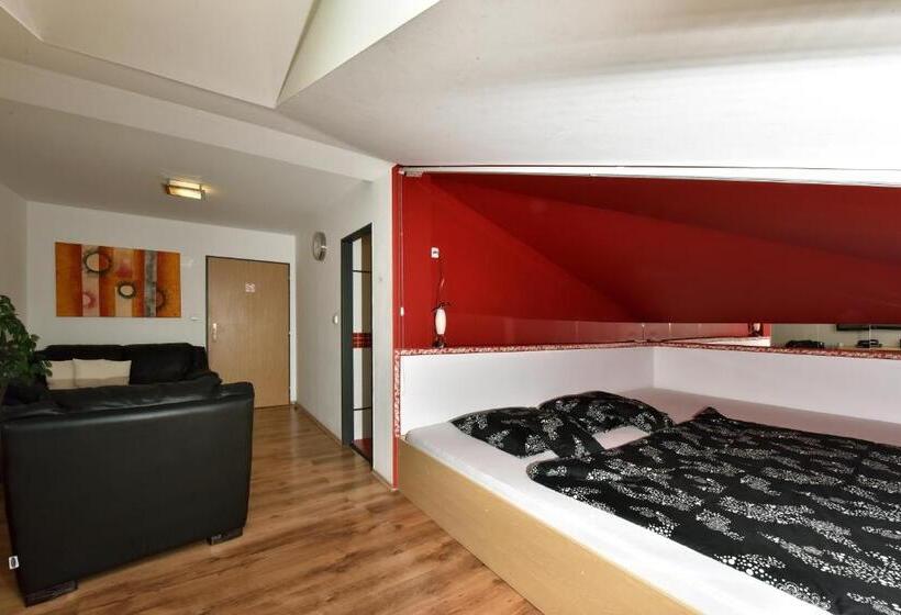 غرفة قياسية سرير كينج, Penzion Pohoda