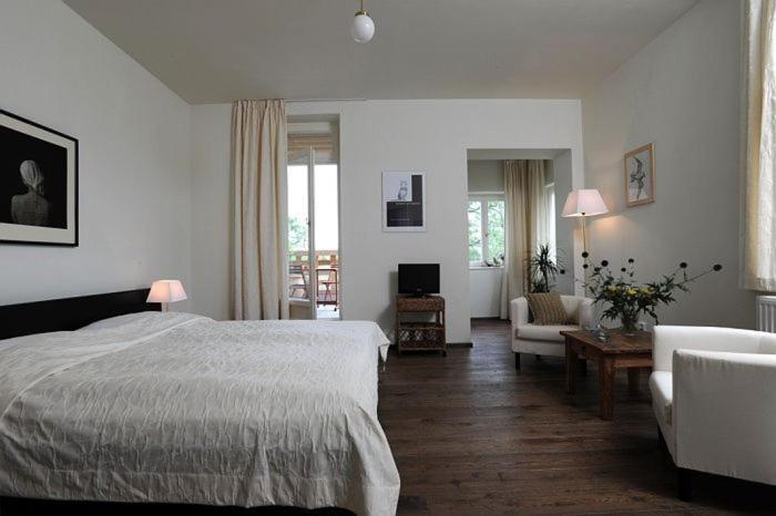 スイート, Penzion Vila Elektra