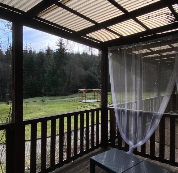 דירת חדר נוף לגינה, Resort Lesní Lázně