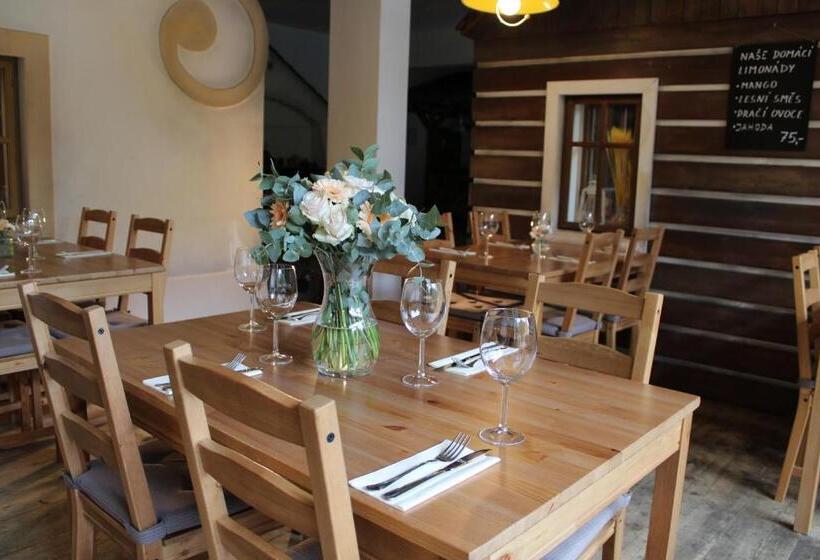 דירת חדר, Resort Lesní Lázně