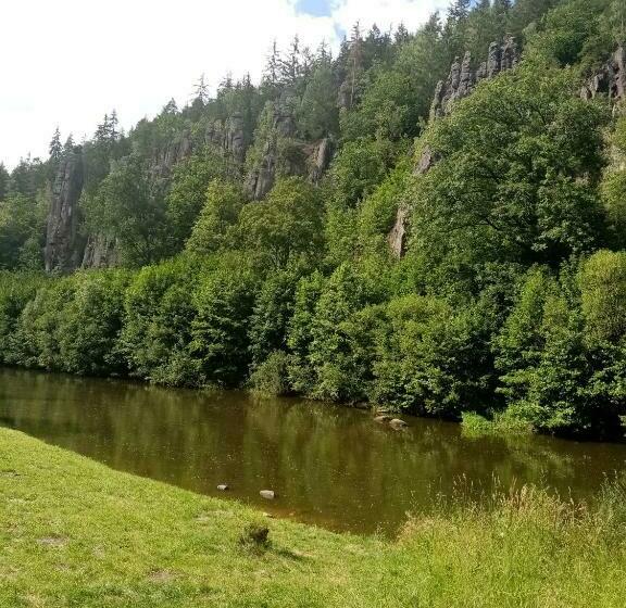 标准间, Vila Anton