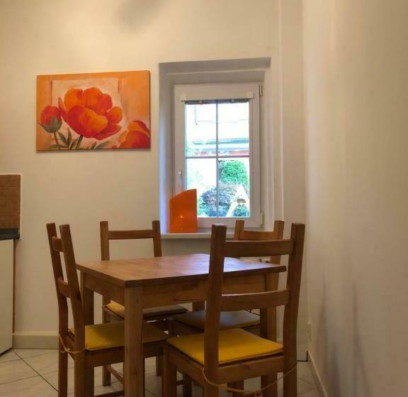 标准间, Vila Anton