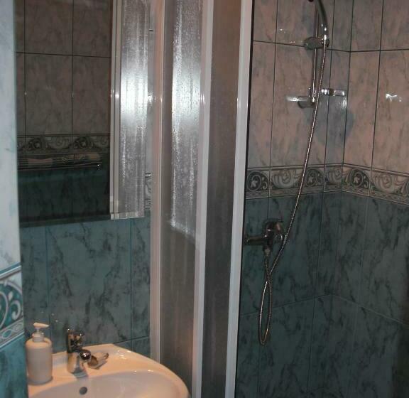 标准间, Vila Anton