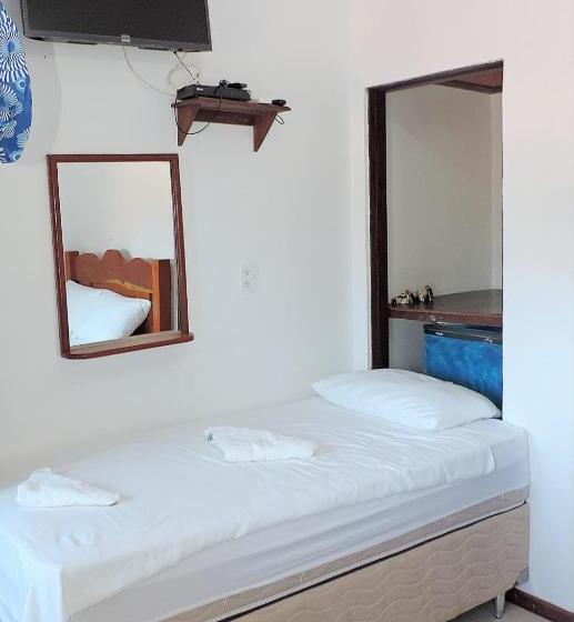 Quarto Triplo Basic, Amendoeira Hotel Da Vila