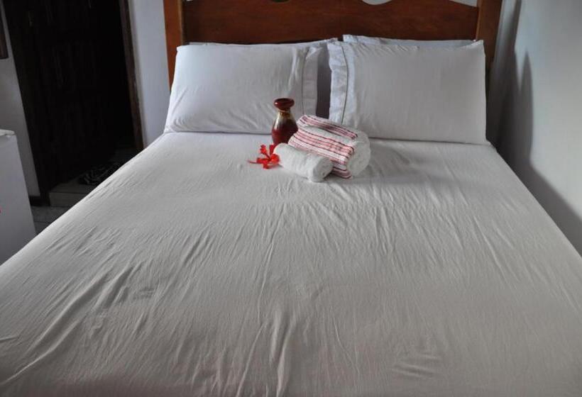 家庭间, Amendoeira Hotel Da Vila