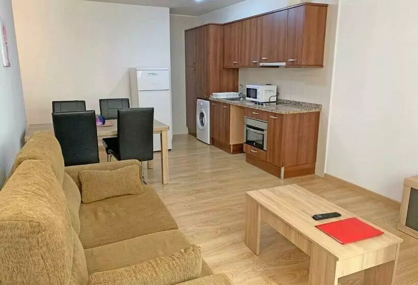 آپارتمان 1 خوابه, Apartamentos Araco 3000