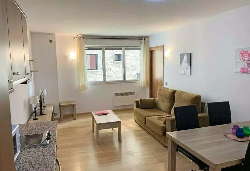 آپارتمان 1 خوابه, Apartamentos Araco 3000