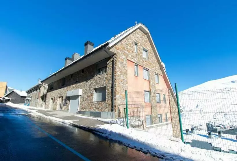 آپارتمان 1 خوابه, Apartamentos Araco 3000