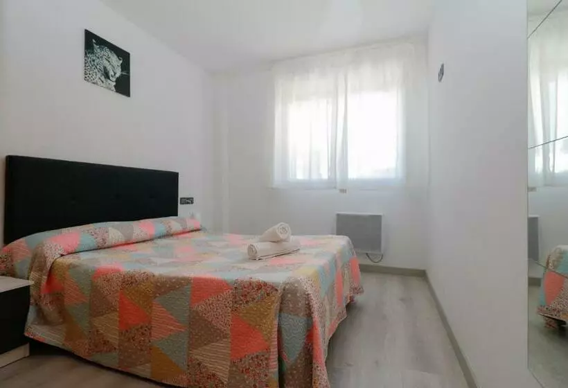 آپارتمان 1 خوابه, Apartamentos Araco 3000