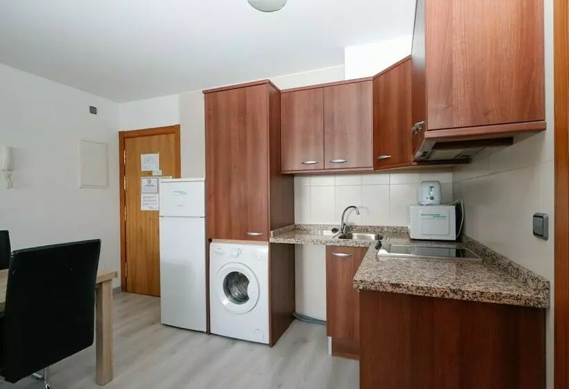 آپارتمان 1 خوابه, Apartamentos Araco 3000