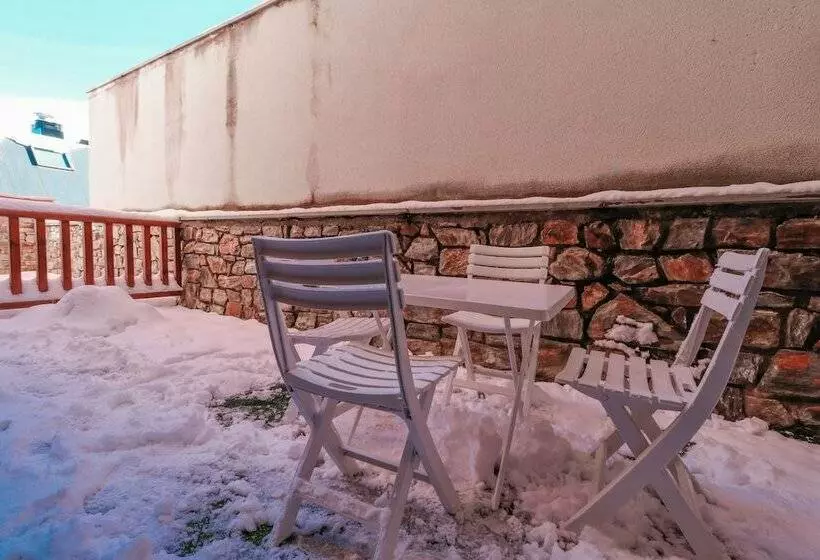 آپارتمان 1 خوابه, Apartamentos Araco 3000