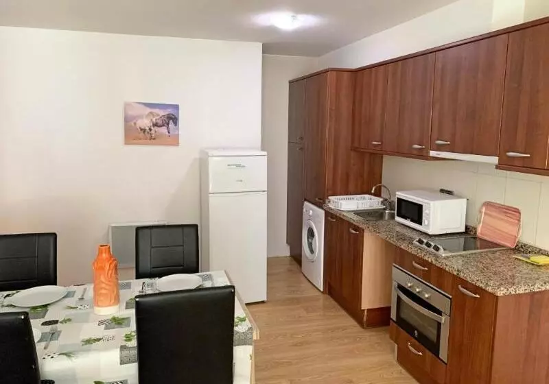 آپارتمان 1 خوابه, Apartamentos Araco 3000
