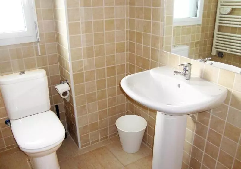 آپارتمان 1 خوابه, Apartamentos Araco 3000