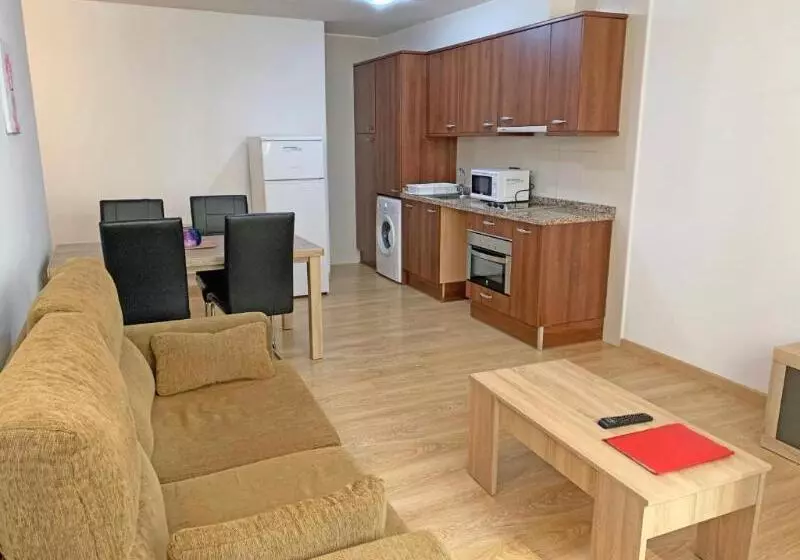 آپارتمان 1 خوابه, Apartamentos Araco 3000
