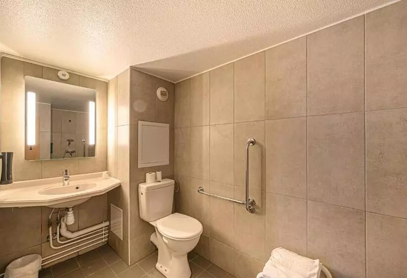 اتاق استاندارد برای معلولان, B&b Hotel Vannes Est Golfe Du Morbihan