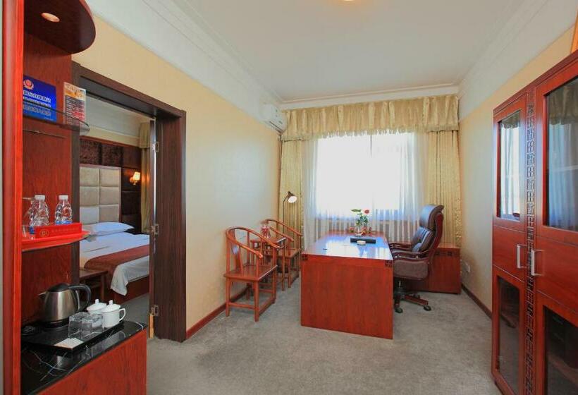 디럭스 스위트, Capital Airport International Hotel