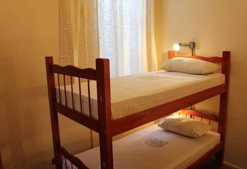 تختخواب در اتاق مشترک, Hostel By Hotel Galicia