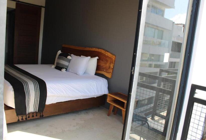 Deluxe Room with Balcony, 52 Playa Del Carmen