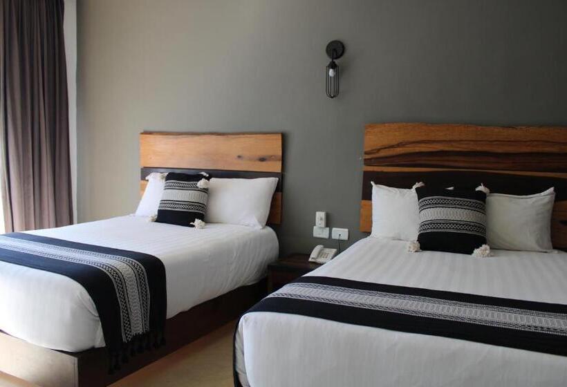 Deluxe Room with Balcony, 52 Playa Del Carmen