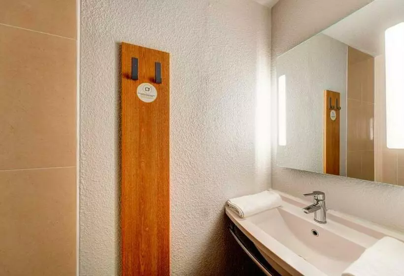 スタンダードルーム, B&b Hotel Saint Witz
