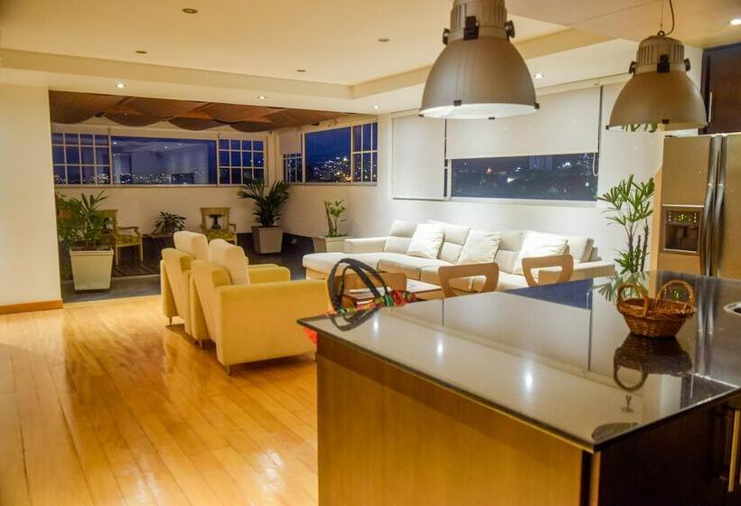 Люкс Повышенной Комфортности, Colina De San Antonio