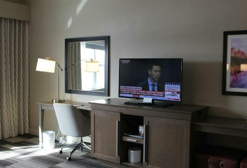 غرفة إدارية سرير كينج, Hampton Inn Oxford