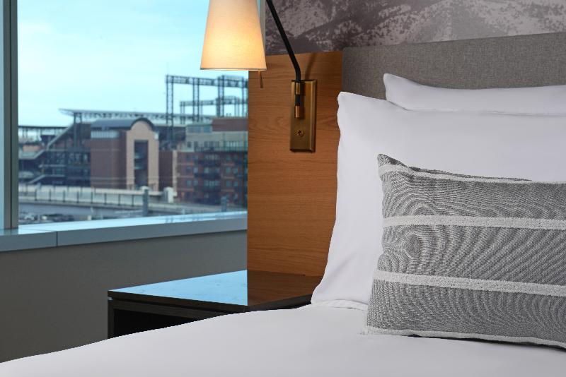 스탠다드 룸 킹사이즈 침대, Indigo Denver Downtown  Union Station, An Ihg