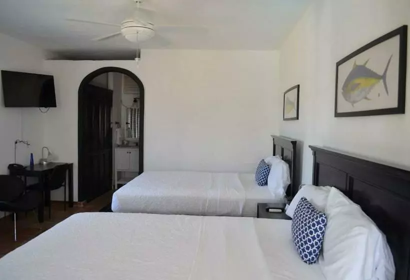 اتاق استاندارد, La Marina Inn